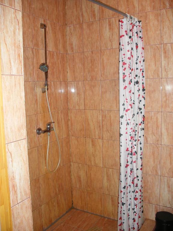 Tvirtove Prie Didziulio Otel Dėdeliškės Oda fotoğraf
